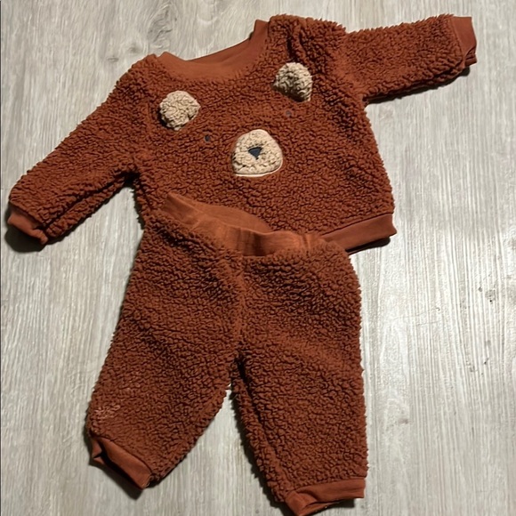 4/$20 Carters Brown Teddy Bear Fleece Baby Outfit 3M - Picture 1 of 1
